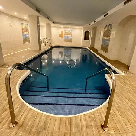 Marbesa With Jacuzzi ماربيا